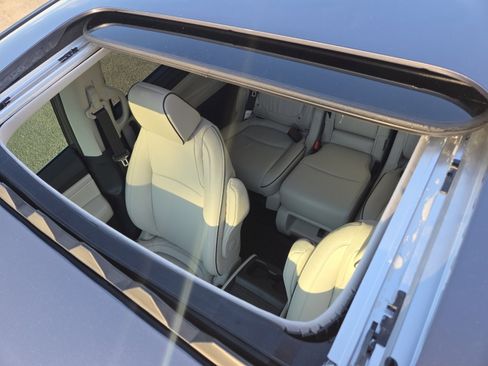 New 2026 Honda Odyssey Touring image 4