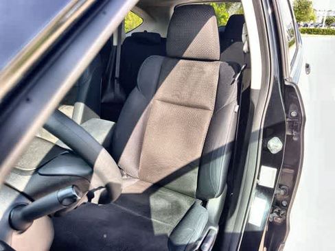 Used 2016 Honda CR-V SE image 11