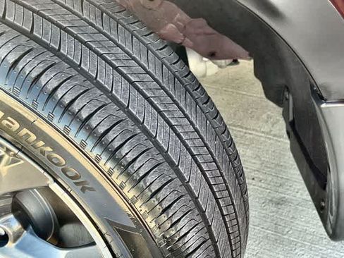 Certified 2025 Honda HR-V EX-L image 23
