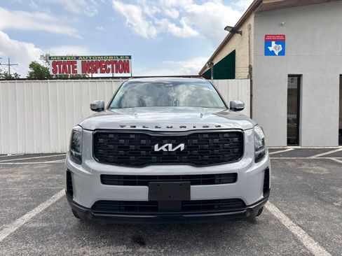 Used 2022 Kia Telluride EX w/ EX Premium Package AWD/4WD image 6