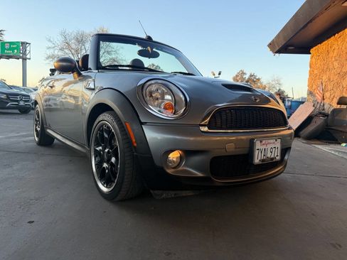 Used 2010 MINI Cooper S image 3