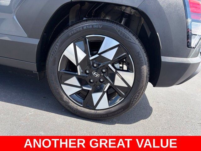 Used 2025 Hyundai Kona SEL FWD image 10