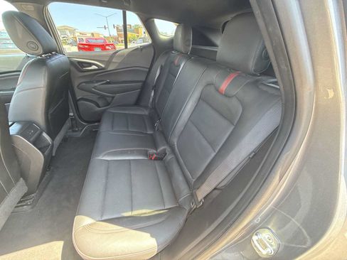 Used 2024 Chevrolet Trax RS w/ Sunroof Package FWD image 24