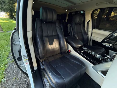 Used 2014 Land Rover Range Rover Supercharged image 57