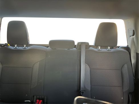 Used 2022 Chevrolet Silverado 1500 Custom w/ LPO, Blackout Package image 15