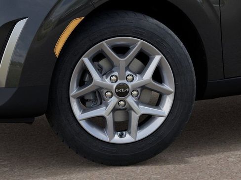 New 2025 Kia Soul LX image 9