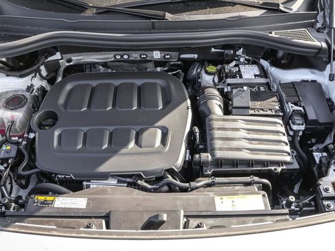 New 2025 Volkswagen Tiguan SE R-Line image 44