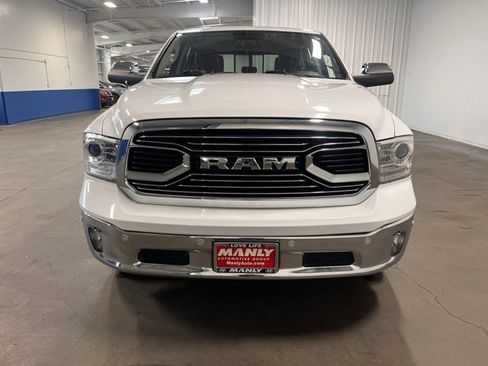 Used 2019 RAM 1500 Laramie w/ Convenience Group image 8