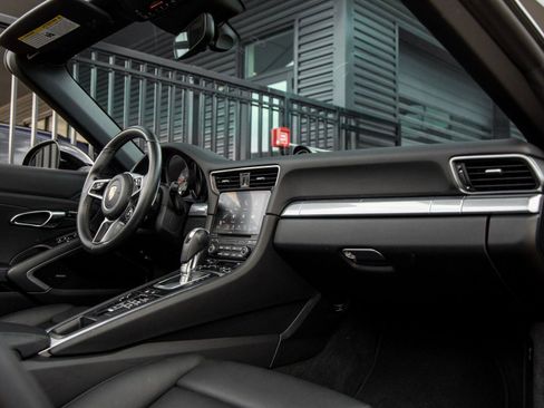 Certified 2017 Porsche 911 Carrera S image 37