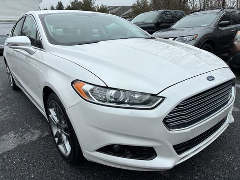 Used 2016 Ford Fusion Titanium image 1
