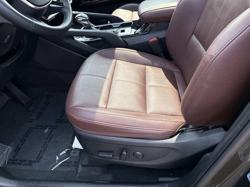 Used 2024 Kia Telluride EX w/ EX Captain's Chair Package AWD/4WD image 15