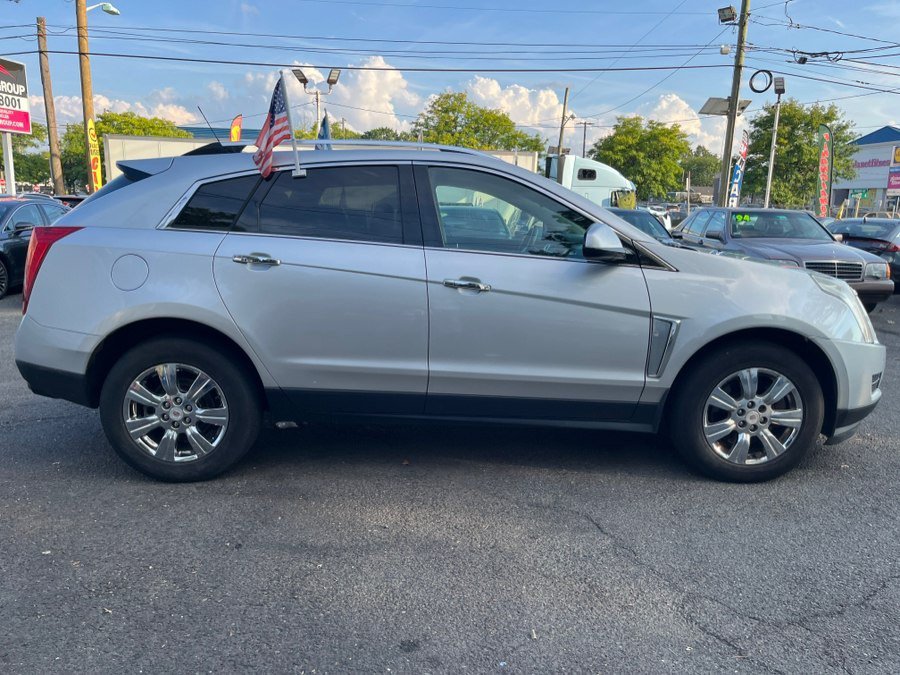 Used 2016 Cadillac SRX Luxury w/ Driver Awareness Package AWD/4WD image 5