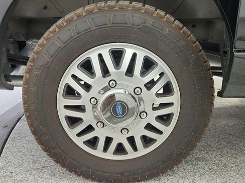 Used 2025 Ford Transit 150 Low Roof AWD image 40