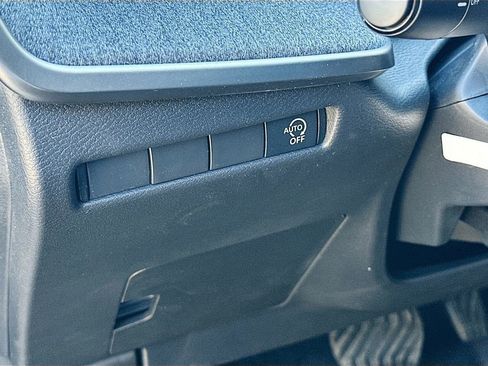 New 2026 Nissan Kicks SV image 10