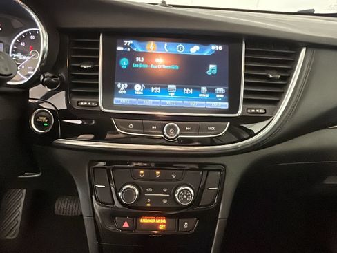 Used 2020 Buick Encore Preferred FWD image 27