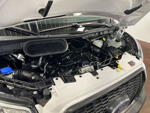 Used 2023 Ford Transit 350 DRW AWD image 19