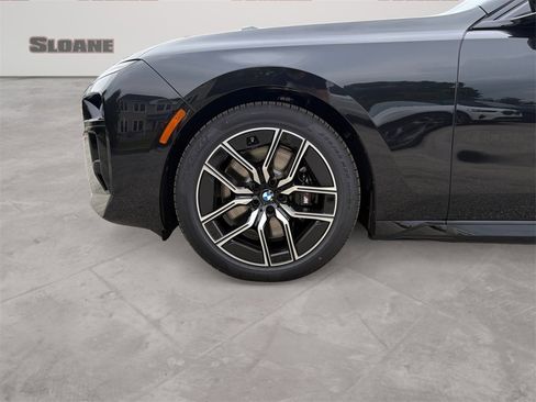 New 2025 BMW 760i xDrive image 14