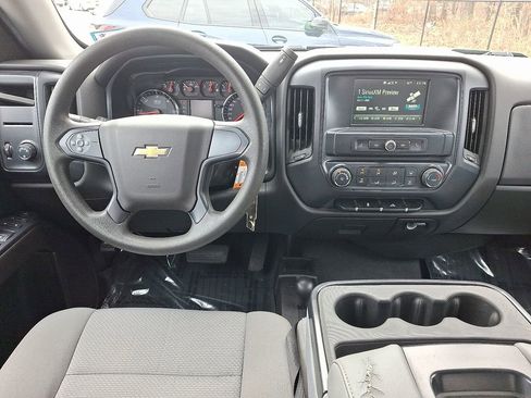 Used 2019 Chevrolet Silverado 1500 Custom w/ LPO, Essentials Package image 11