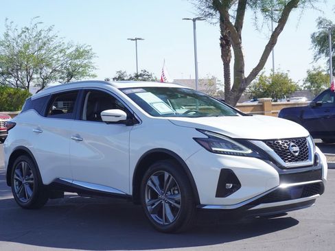 Certified 2019 Nissan Murano Platinum w/ Cargo Package AWD/4WD image 4
