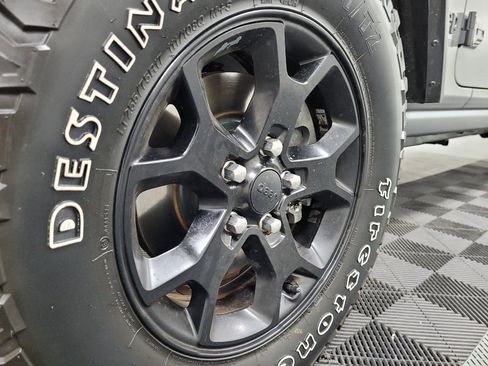 Used 2020 Jeep Wrangler Unlimited Sport image 31