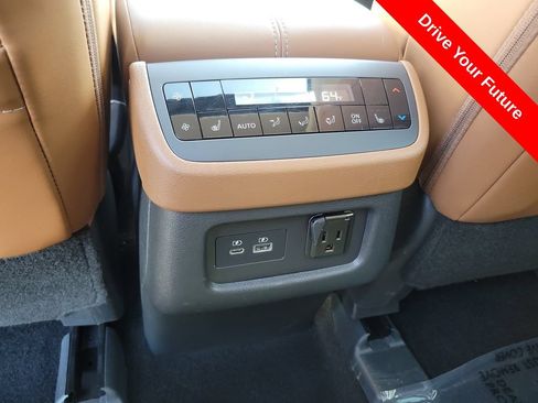 Used 2024 Nissan Pathfinder Platinum w/ Cargo Package FWD image 24