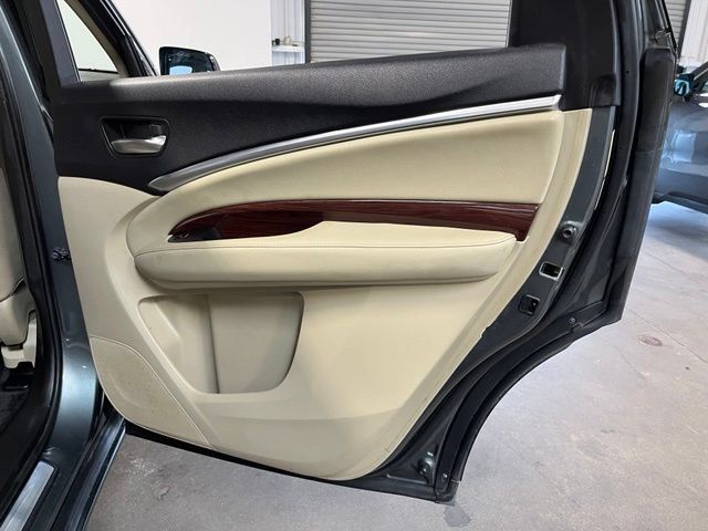 Used 2016 Acura MDX w/ Technology Package AWD/4WD image 16