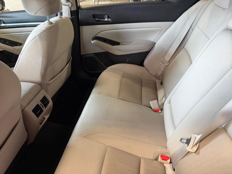 Used 2020 Nissan Altima 2.5 SV FWD image 33