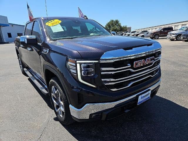 Used 2022 GMC Sierra 1500 SLT AWD/4WD image 11