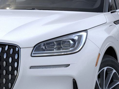 New 2025 Lincoln Corsair Grand Touring image 18