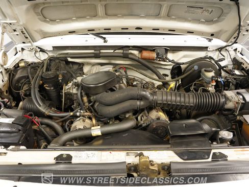 Used 1994 Ford F150 XLT image 33