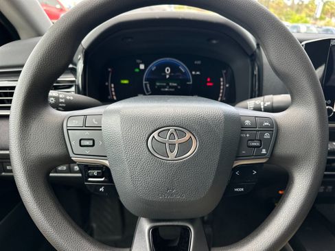 Used 2025 Toyota Camry LE w/ Convenience Package FWD image 24