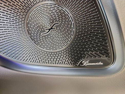 Certified 2025 Mercedes-Benz C 300 Sedan image 31