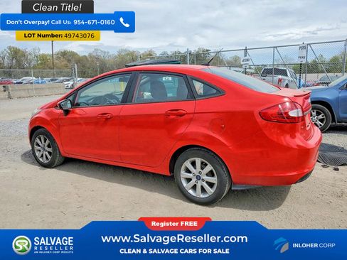 Used 2012 Ford Fiesta SE image 3