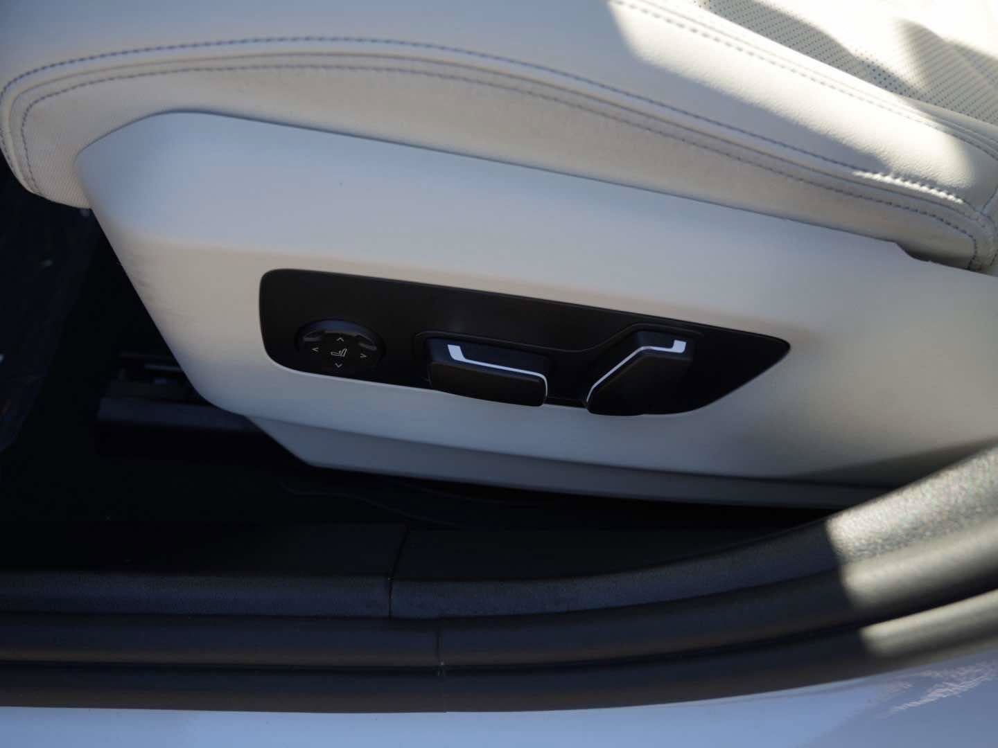 Used 2026 BMW 530i RWD image 16