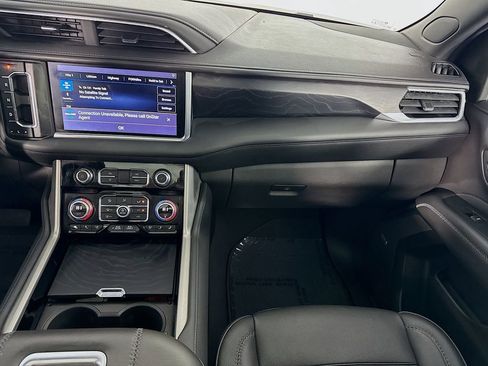 Used 2021 GMC Yukon XL Denali w/ Denali Ultimate Package image 28