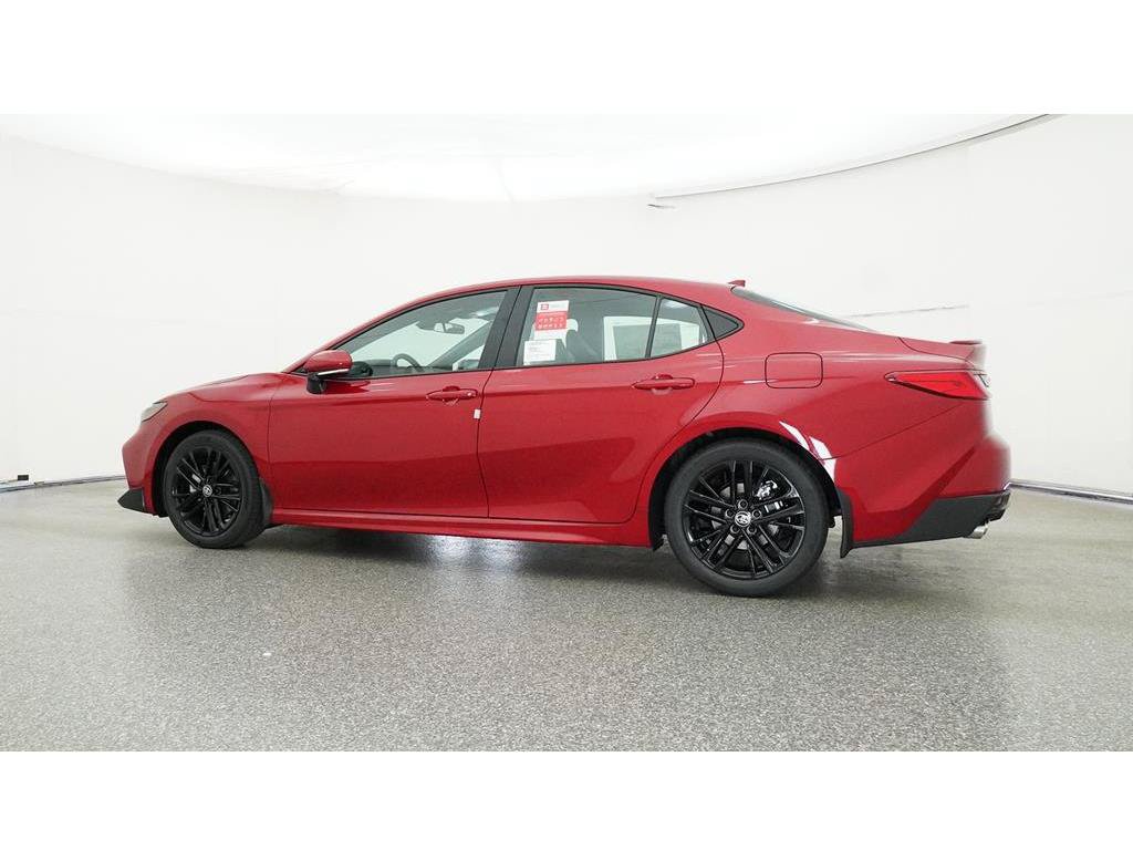 Used 2025 Toyota Camry SE FWD image 26