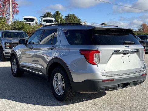 Used 2021 Ford Explorer XLT w/ Class III Trailer Tow Package image 3