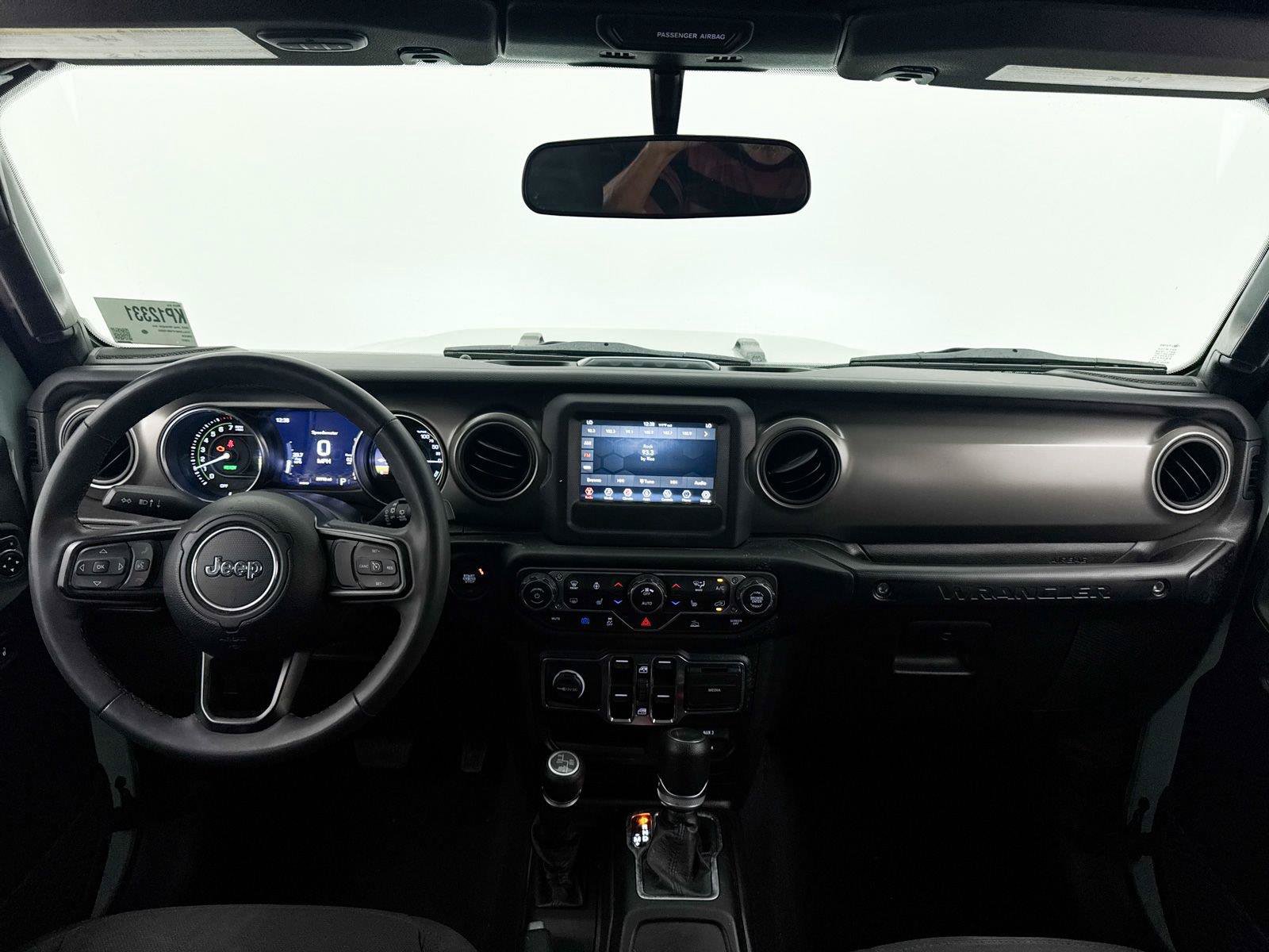 Used 2023 Jeep Wrangler Unlimited w/ Cold Weather Group AWD/4WD image 19