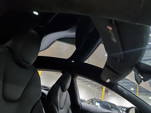 Used 2022 Tesla Model S AWD/4WD image 16