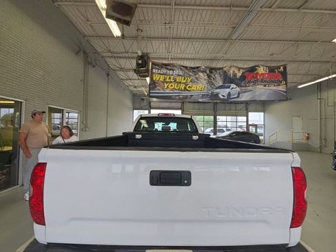 Used 2018 Toyota Tundra SR image 4
