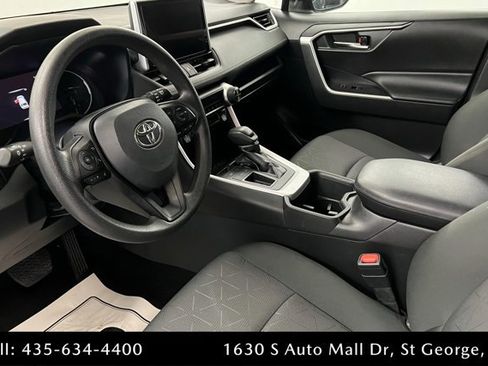Used 2024 Toyota RAV4 XLE image 15