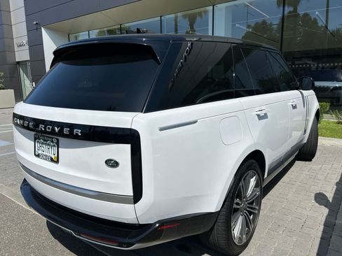 Used 2023 Land Rover Range Rover Autobiography AWD/4WD image 1