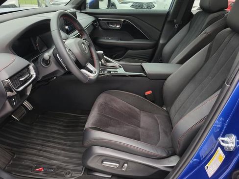 Used 2025 Acura ADX A-Spec image 18