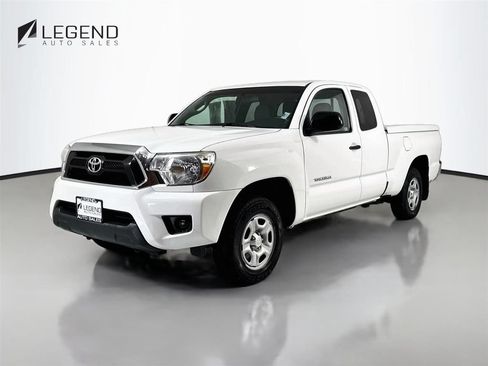Used 2015 Toyota Tacoma 2WD Access Cab w/ SR5 Package image 1
