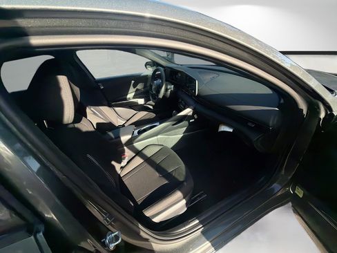 New 2026 Hyundai Elantra SEL Sport Premium FWD image 20