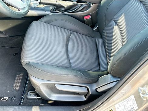 Used 2015 MAZDA MAZDA3 i Touring image 18