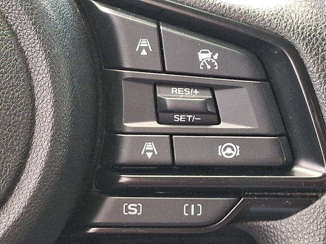 Used 2025 Subaru Crosstrek 2.5i Premium AWD/4WD image 22