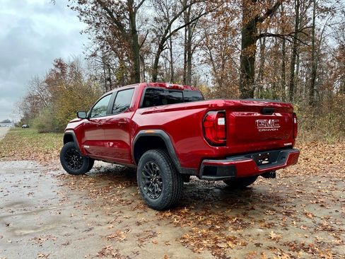 New 2026 GMC Canyon Elevation image 6