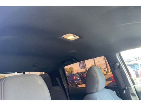 Used 2019 Toyota Tacoma TRD Off-Road w/ Technology Package RWD image 19