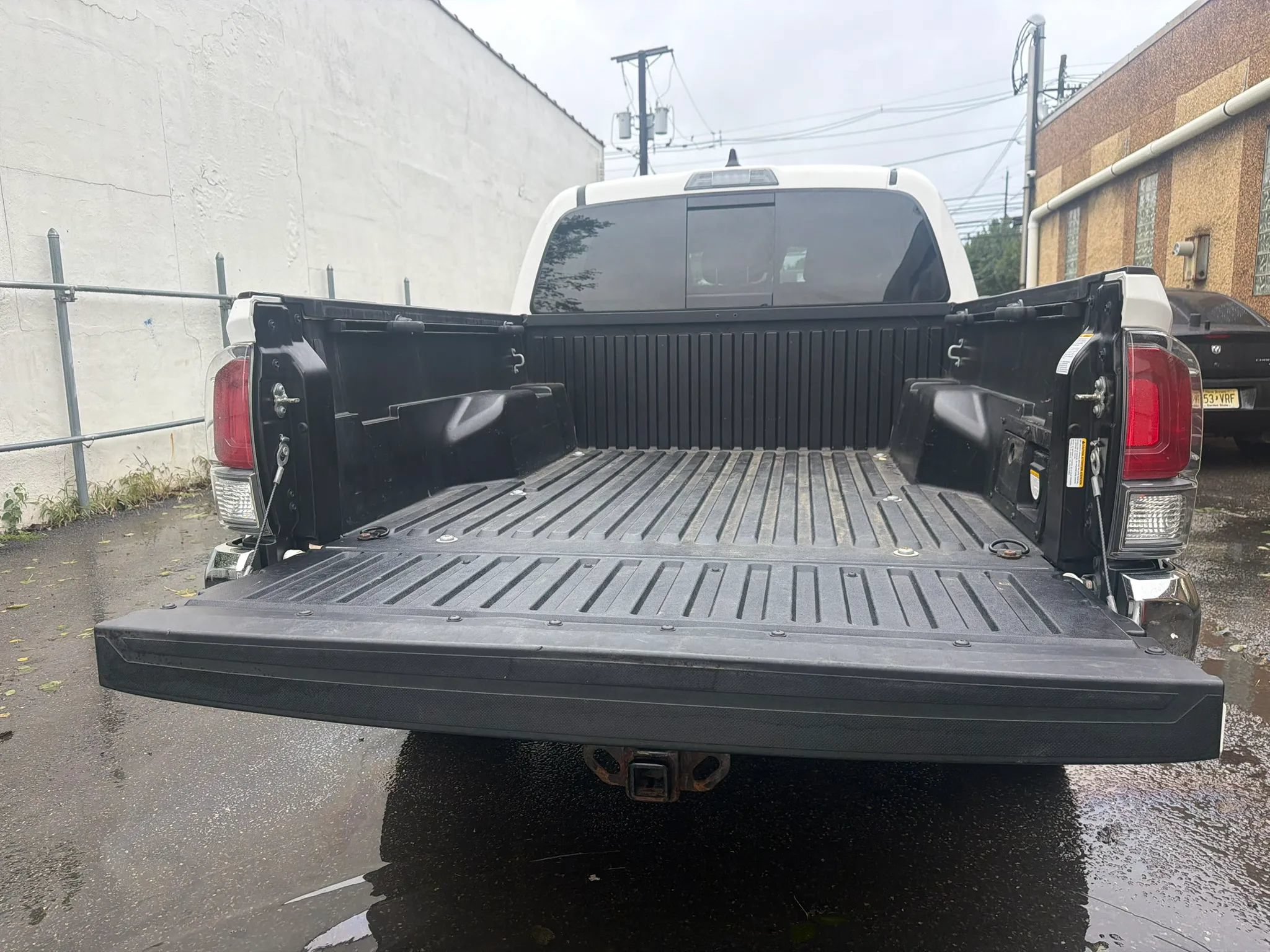Used 2021 Toyota Tacoma TRD Off-Road AWD/4WD image 14